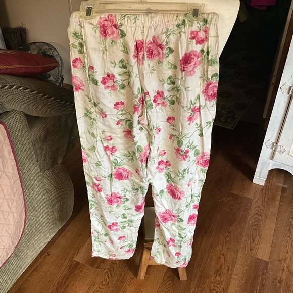 Lauren small ladies pajama set - Picture 8 of 8